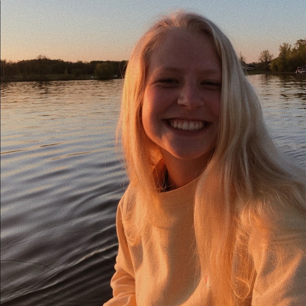 Meet your Posher, Kelsey